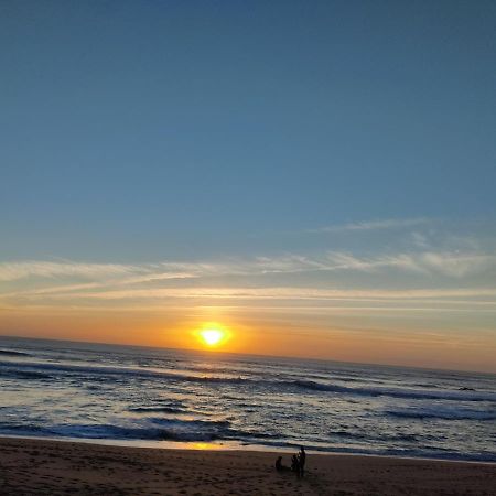 Casa Da Palmeira Beach Apartment São Bernardino المظهر الخارجي الصورة